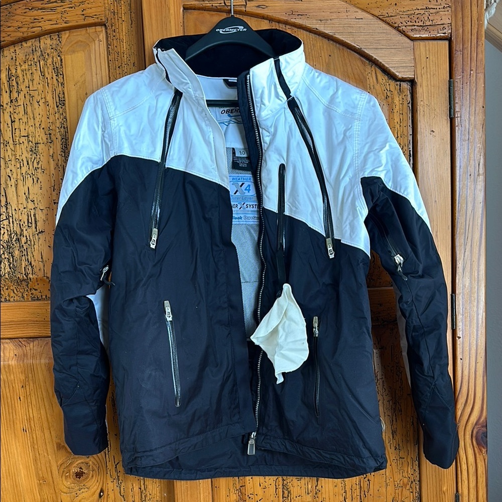 Women’s Insulated Obermeyer ski jacket
